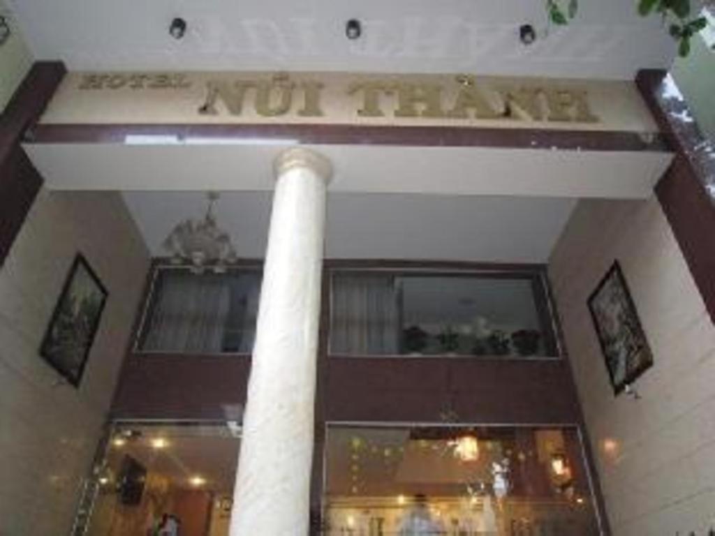 Nui Thanh Hotel Ho Chi Minh-staden Exteriör bild