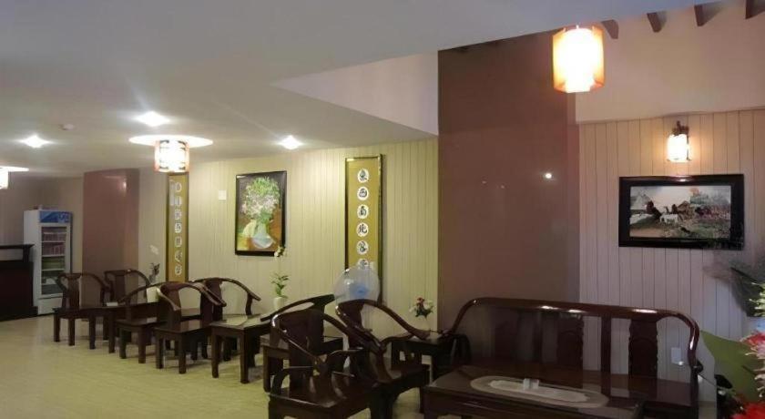 Nui Thanh Hotel Ho Chi Minh-staden Exteriör bild