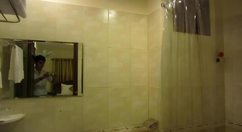 Nui Thanh Hotel Ho Chi Minh-staden Exteriör bild